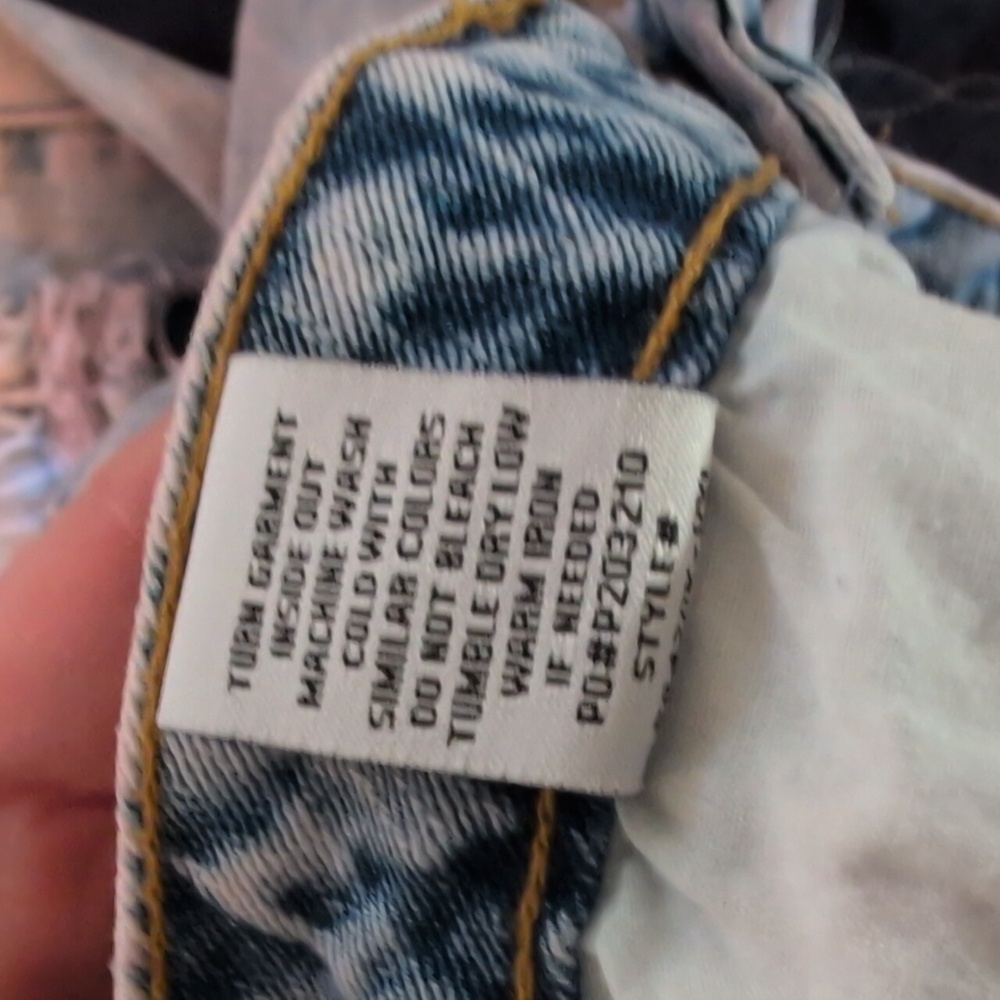 Almost Famous Light Blue Pink Wash Distressed With Holes 90's grunge Jeans GUC - Picture 8 of 12
